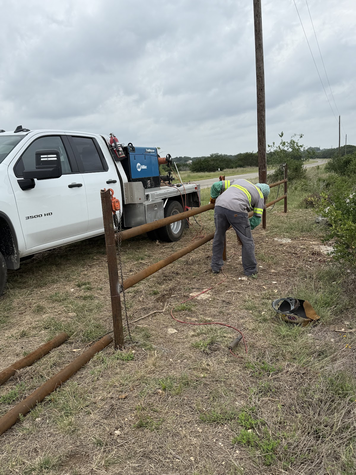Fencing work by Texas Pride
